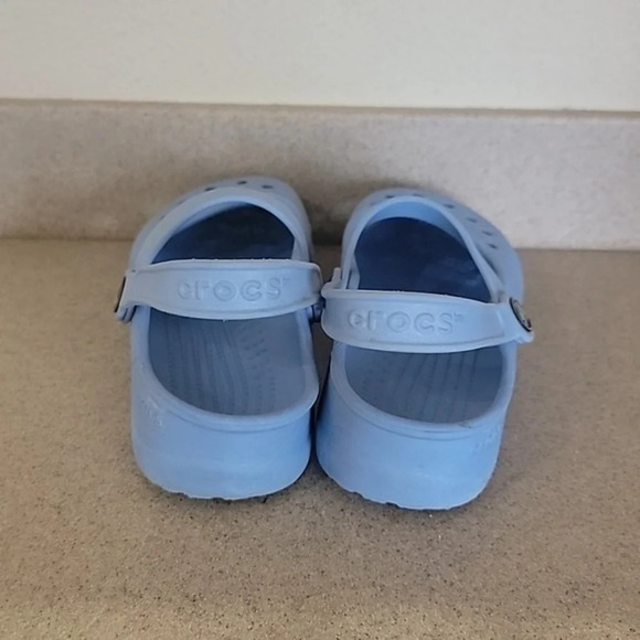 *CHILDRENS CROCS BLUE (sz girl-3 boy-5) - Picture 3 of 6